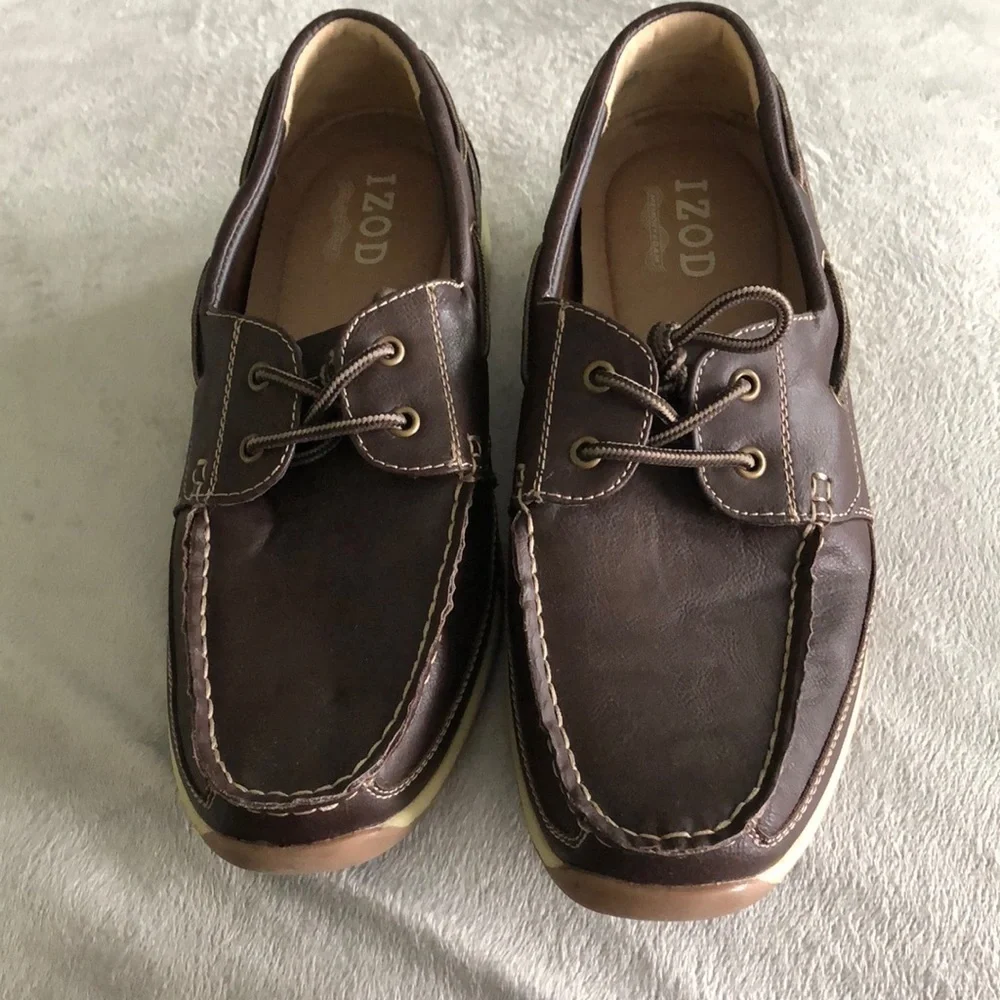 Izod brown leather lace up loafers in size 12